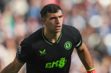 Aston Villa 'dan Emiliano Martnez Premier Lig maçı sırasında West Ham United, Aston Villa' ya karşı Londra Stadyumu, İngiltere, 17 Mart 2024