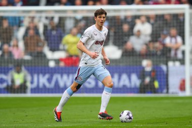 Aston Villa 'dan Pau Torres Premier Lig karşılaşmasında West Ham United ile Aston Villa arasında 17 Mart 202' de Londra 'daki Londra Stadyumu' nda karşılaşacak.