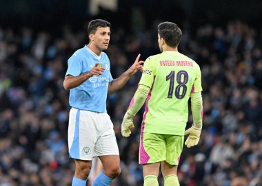 Manchester City 'den Rodri, Manchester City' den Stefan Ortega ile 16 Mart 202 'de Etihad Stadyumu' nda oynanan ve Manchester City 'nin Newcastle United' a karşı oynadığı final maçında konuştu.