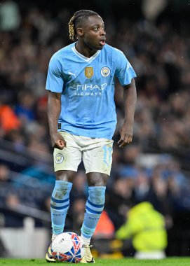 Manchester City 'den Jrmy Doku, 16 Mart 2024 tarihinde Etihad Stadyumu' nda oynanan ve Manchester City ile Newcastle United arasında oynanan son karşılaşma sırasında...