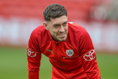 Barnsley 'den Corey O' Keeffe 16 Mart 202 'de Oakwell, Barnsley, Birleşik Krallık' ta oynanan Sky Bet Lig 1 maçında ısınma turunda