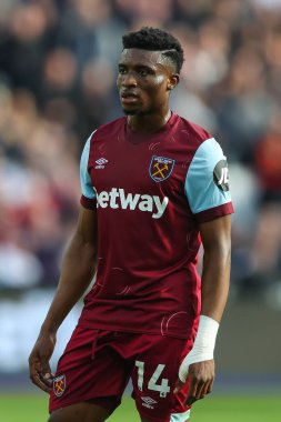 Premier Lig karşılaşmasında West Ham United, Aston Villa 'ya karşı 17 Mart 202' de Londra Stadyumu 'nda oynamıştır.