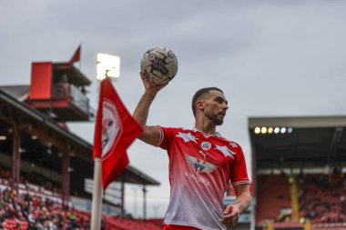 Barnsley 'den Adam Phillips Sky Bet Ligi 1 maçı sırasında Barnsley ile Cheltenham Town, Oakwell, Barnsley, İngiltere, 16 Mart 202