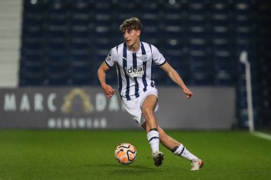 West Bromwich Albion takımından Josh Shaw 18 Mart 202 'de West Bromwich Albion, Manchester United' a karşı oynanan Premier League 2 U23 karşılaşmasında sahada.