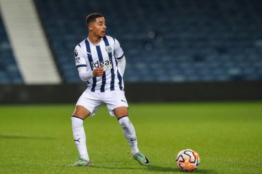 West Bromwich Albion takımından Deago Nelson 18 Mart 202 'de West Bromwich Albion ile Manchester United arasında oynanan Premier League 2-U23 maçında