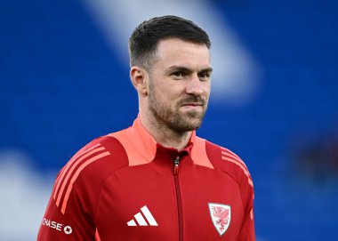 Galler 'den Aaron Ramsey, 21 Mart 202' de Cardiff City Stadyumu 'nda oynanan Galler - Finlandiya yarı final play-off karşılaşması öncesinde geldi.