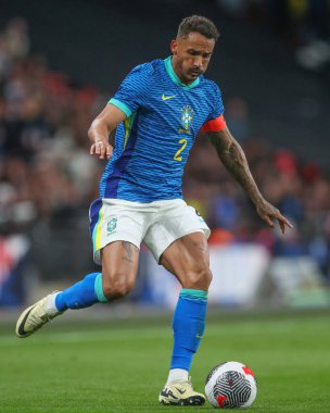 Brezilya 'dan Danilo, 23 Mart 202' de Wembley Stadyumu 'nda oynanan Uluslararası Dostluk karşılaşmasında İngiltere ile Brezilya karşılaşacak.