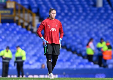 Liverpool 'lu Teagan Micah, FA Kadınlar Süper Ligi karşılaşması öncesinde Goodison Park, Liverpool, İngiltere' de Everton Women - Liverpool Women maçında ısınıyor.