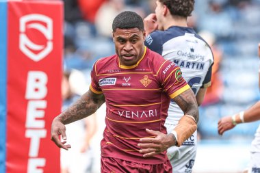 Huddersfield Giants takımından Kevin Naiqama, 23 Mart 202 'de John Smith' in Huddersfield Stadyumu 'nda oynanan Betfred Challenge Cup 6. Raundda Huddersfield Giants' a karşı Hull FC maçında 8-0 'lık galibiyetini kutluyor.