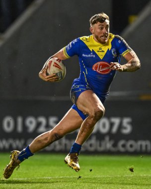 Warrington Wolves 'tan Matty Ashton, 23 Mart 202' de Warrington, İngiltere 'deki Halliwell Jones Stadyumu' nda oynanan Warrington Wolves - London Broncos maçında Betfred Challenge Kupası 'nda ilk raundu kazandı.