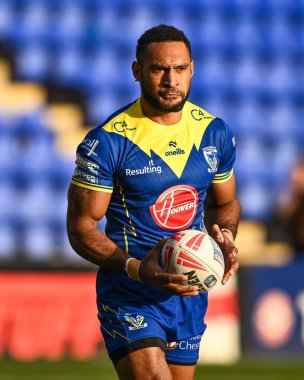 Warrington Wolves takımından Rodrick Tai, Betfred Challenge Kupası altıncı tur karşılaşması öncesinde ısınıyor. Warrington Wolves, Londra Broncos 'a karşı Halliwell Jones Stadyumu, Warrington, Birleşik Krallık, 23 Mart 202