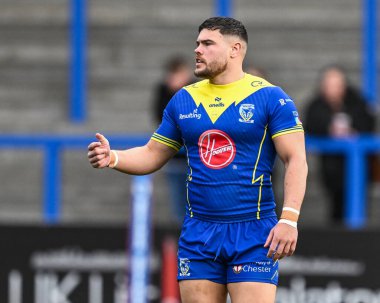 Warrington Wolves takımından Joe Philbin, Betfred Challenge Kupası altıncı tur karşılaşması öncesinde Halliwell Jones Stadyumu, Warrington, Birleşik Krallık 'ta oynanan Warrington Wolves - London Broncos maçında ısındı.