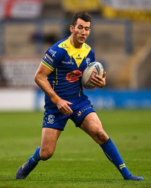 Warrington Wolves 'tan Stefan Ratchford, 23 Mart 202' de Warrington, İngiltere 'deki Halliwell Jones Stadyumu' nda oynanan Betfred Challenge Kupası Altıncı Raundda Warrington Wolves 'a karşı Londra Broncos maçında ilk hamlesini yaptı.