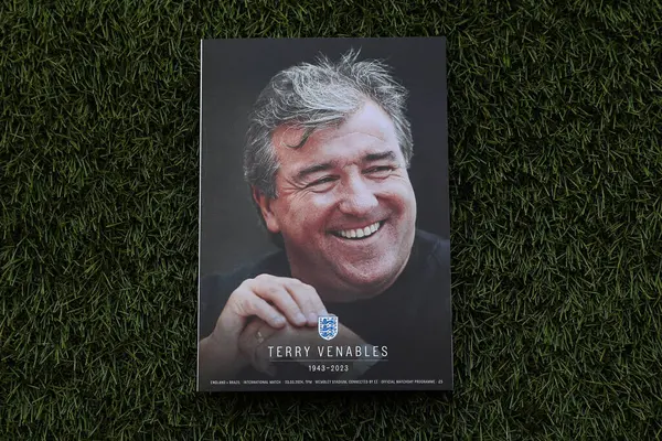 Terry Venables Front Cover Match Day Programme International Friendly Match — Stock Photo, Image
