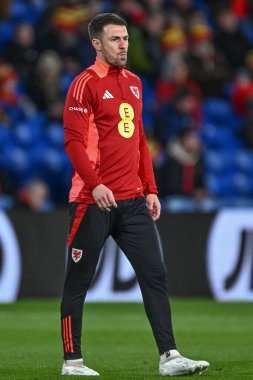 Galler 'den Aaron Ramsey maç öncesi ısınma oturumunda UEFA Euro Eleme Grubu A maçında Cardiff City Stadyumu' nda Polonya 'ya karşı Galler maçı, Cardiff, Birleşik Krallık, 26 Mart 202