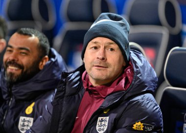 İngiltere 'nin Lee Carsley Teknik Direktörü, UEFA Euro U21 F Grubu maçında İngiltere - Lüksemburg U21 - Toughsheet Community Stadyumu, Bolton, Birleşik Krallık, 26 Mart 202