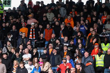 Blackpool taraftarları Sky Bet Ligi 1 karşılaşmasında Derby County, Blackpool 'a karşı Pride Park Stadyumu, Derby, İngiltere, 29 Mart 202