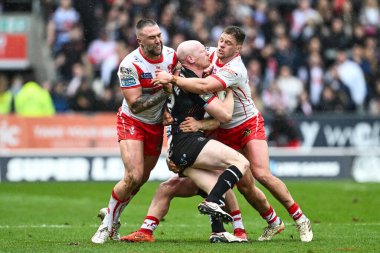 Wigan Warriors 'dan Liam Farrell, St. Helens' ten Curtis Sironen ve St. Helens 'ten Morgan Knowles tarafından oynanan Betfred Süper Lig 6. Raundunda St Helens vs Wigan Warriors ile Wicked Stadyumu, St Helens, Birleşik Krallık, 29 Mart 202' de oynanan karşılaşmada yenildi.