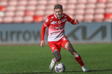 Barnsley 'den Corey O' Keeffe, 29 Mart 202 'de Oakwell, Barnsley, Birleşik Krallık' ta oynanan Sky Bet 1 maçında topu kontrol ediyor.