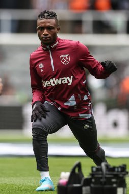 West Ham United takımından Mohammed Kudus, Premier League maçı sırasında St. James 's Park, Newcastle, İngiltere' de oynanan Newcastle United maçında ısınma turunda...