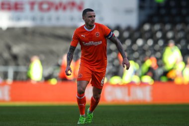 Blackpool 'dan Oliver Norburn Sky Bet Ligi 1 karşılaşmasında Derby County - Blackpool maçında İngiltere' nin Derby Stadyumu 'nda 29 Mart 202' de karşılaştı.
