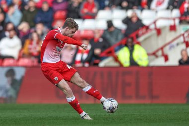 Barnsley 'li Luca Connell, 29 Mart 202' de Oakwell, Barnsley, Birleşik Krallık 'ta oynanan 1.