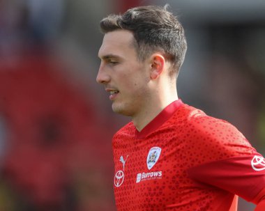 Barnsley 'den Josh Earl maç öncesi ısınma oturumunda Sky Bet 1 maçında Barnsley, Cambridge United' a karşı Oakwell, Barnsley, Birleşik Krallık 'ta 29 Mart 202