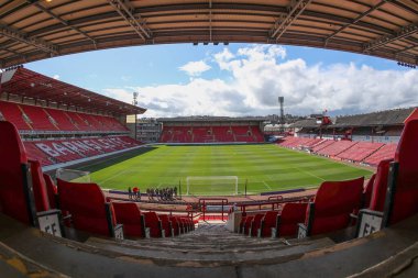 Oakwell 'in Sky Bet Ligi 1 maçı sırasında Oakwell, Barnsley' e karşı Cambridge United 'ın 29 Mart 202' de Oakwell, Barnsley 'de oynadığı maçın genel görünümü