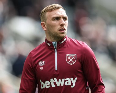 West Ham United takımından Jarrod Bowen, Premier League maçı sırasında St. James 's Park, Newcastle, İngiltere' de oynanan Newcastle United maçında ısınma turunda...