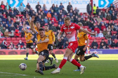 Barnsley 'den Sam Cosgrove, 29 Mart 202' de İngiltere 'nin Oakwell kentinde oynanan ve Cambridge United' a karşı oynanan Sky Bet 1 maçında kaleye bir atış yaptı.
