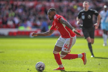 Nottingham Ormanı 'ndan Callum Hudson-Odoi, 30 Mart 202' de İngiltere 'nin Nottingham şehrinde oynanan Premier League maçı sırasında Nottingham Forest' a karşı Crystal Palace maçında topu aldı.
