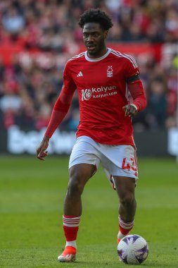 Nottingham Ormanı 'ndan Ola Aina Premier Lig maçı sırasında Nottingham Ormanı, 30 Mart 202' de Nottingham City Ground 'da Crystal Palace' a karşı.