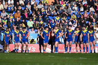 Warrington Wolves takımı, 30 Mart 202 'de Warrington Wolves - Catalans Dragons maçında Halliwell Jones Stadyumu, Warrington, Birleşik Krallık' ta mücadele etti.