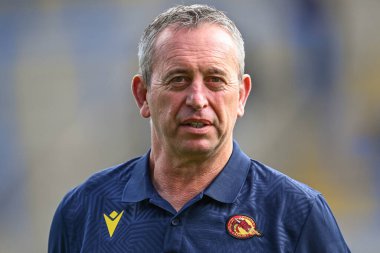 Steve McNamara Katalan Ejderhaları baş antrenörü, 30 Mart 202 'de İngiltere' nin Warrington şehrindeki Halliwell Jones Stadyumu 'nda oynanan Betfred Süper Lig karşılaşması Warrington Wolves - Catalans Dragons maçından önce geldi.