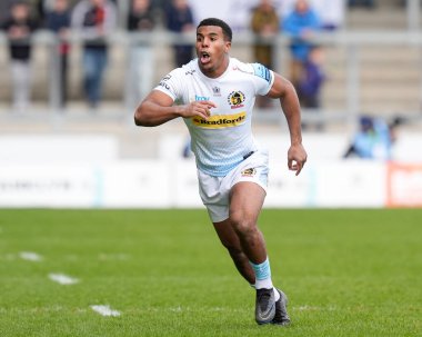Exeter Chiefs 'ten Immanuel Feyi-Waboso Gallagher Premiership maçında Salford Community Stadyumu' nda 31 Mart 202 'de Satış Köpekbalıkları Exeter Chiefs' e karşı