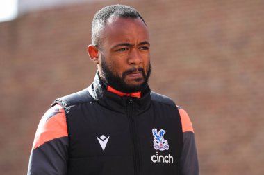 Kristal Saray 'dan Jordan Ayew, 30 Mart 202' de İngiltere 'nin Nottingham Ormanı' na karşı Kristal Saray Premier Lig karşılaşması öncesinde geldi.