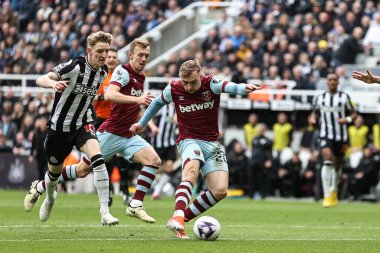 West Ham United 'dan Jarrod Bowen Premier Lig maçı Newcastle United' a karşı St. James 's Park, Newcastle, İngiltere' de 30 Mart 202 'de oynanan karşılaşmada 1-3 berabere kaldı.