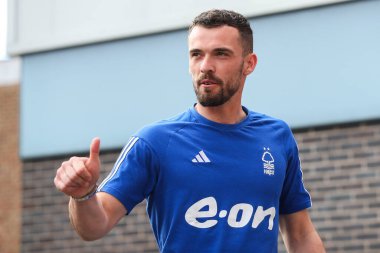 Nottingham Ormanı 'ndan Harry Toffolo, 30 Mart 202' de Nottingham Forest, Nottingham City Ground 'da Crystal Palace' a karşı oynanan Premier League karşılaşması öncesinde geldi.
