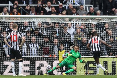 Newcastle United 'tan Alexander Isak, 30 Mart 202' de St. James 's Park, Newcastle, İngiltere' de oynanan Premier League maçı Newcastle United - West Ham United maçında 2-3 öne geçerek penaltı aldı.