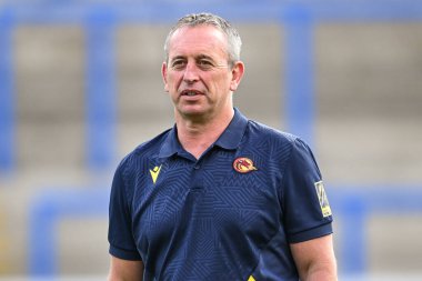 Steve McNamara Katalan Ejderhaları baş antrenörü, 30 Mart 202 'de İngiltere' nin Warrington şehrindeki Halliwell Jones Stadyumu 'nda oynanan Betfred Süper Lig karşılaşması Warrington Wolves - Catalans Dragons maçından önce geldi.