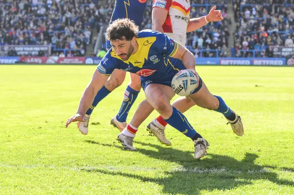 Warrington Wolves 'tan Toby King, 30 Mart 202' de İngiltere 'nin Warrington şehrinde oynanan Betfred Süper Lig karşılaşmasında Warrington Wolves, Catalans Dragons' a karşı oynuyor.