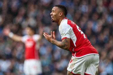 Arsenal 'den Gabriel Jesus 31 Mart 202' de Etihad Stadyumu 'nda Manchester City ve Arsenal maçında tepki gösterdi.