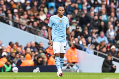 Manchester City 'den Manuel Akanji Premier League maçı sırasında Manchester City, Etihad Stadyumu' nda Arsenal 'e karşı 31 Mart 202