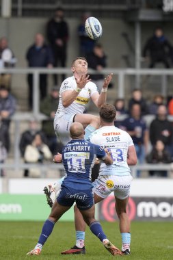 Exeter Chiefs 'ten Josh Hodge, 31 Mart 202' de Salford Community Stadyumu 'nda Gallagher Premiership maçında Satış Köpekbalıkları Exeter Chiefs' e karşı oynuyor.