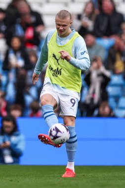 Manchester City 'den Erling Haaland Premier League maçı öncesinde Etihad Stadyumu' nda Manchester City ile Arsenal maçında 31 Mart 202