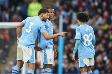 Manchester City 'den Rben Dias Manchester City' nin 31 Mart 2024 'te Etihad Stadyumu' nda oynanan Premier League maçında Rico Lewis 'e talimat verdi.