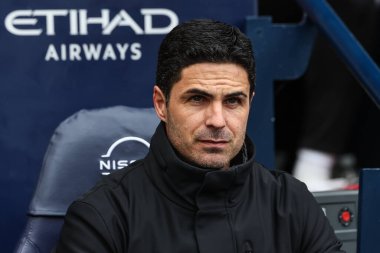 Mikel Arteta Premier Lig karşılaşmasında Arsenal 'in teknik direktörü Manchester City, Manchester Stadyumu' nda Arsenal 'e karşı 31 Mart 202
