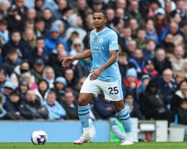Manchester City 'den Manuel Akanji Premier League maçı sırasında Manchester City, Etihad Stadyumu' nda Arsenal 'e karşı 31 Mart 202