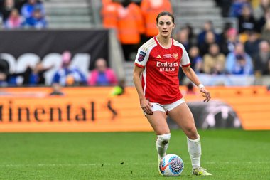 Arsenal Women 'dan Emily Fox, 31 Mart 202 tarihinde İngiltere' nin Molineux kentinde oynanan FA Kadınlar Ligi final karşılaşmasında Chelsea FC Women 'a karşı.