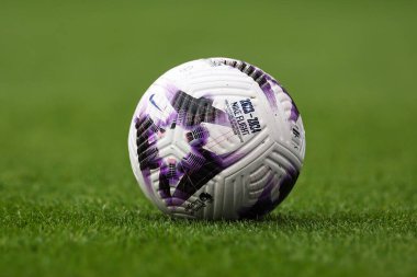 Manchester City, Etihad Stadyumu 'nda 31 Mart 202' de oynanan Premier League karşılaşması öncesinde Nike 'ın uçuş topu Manchester City' ye karşı.